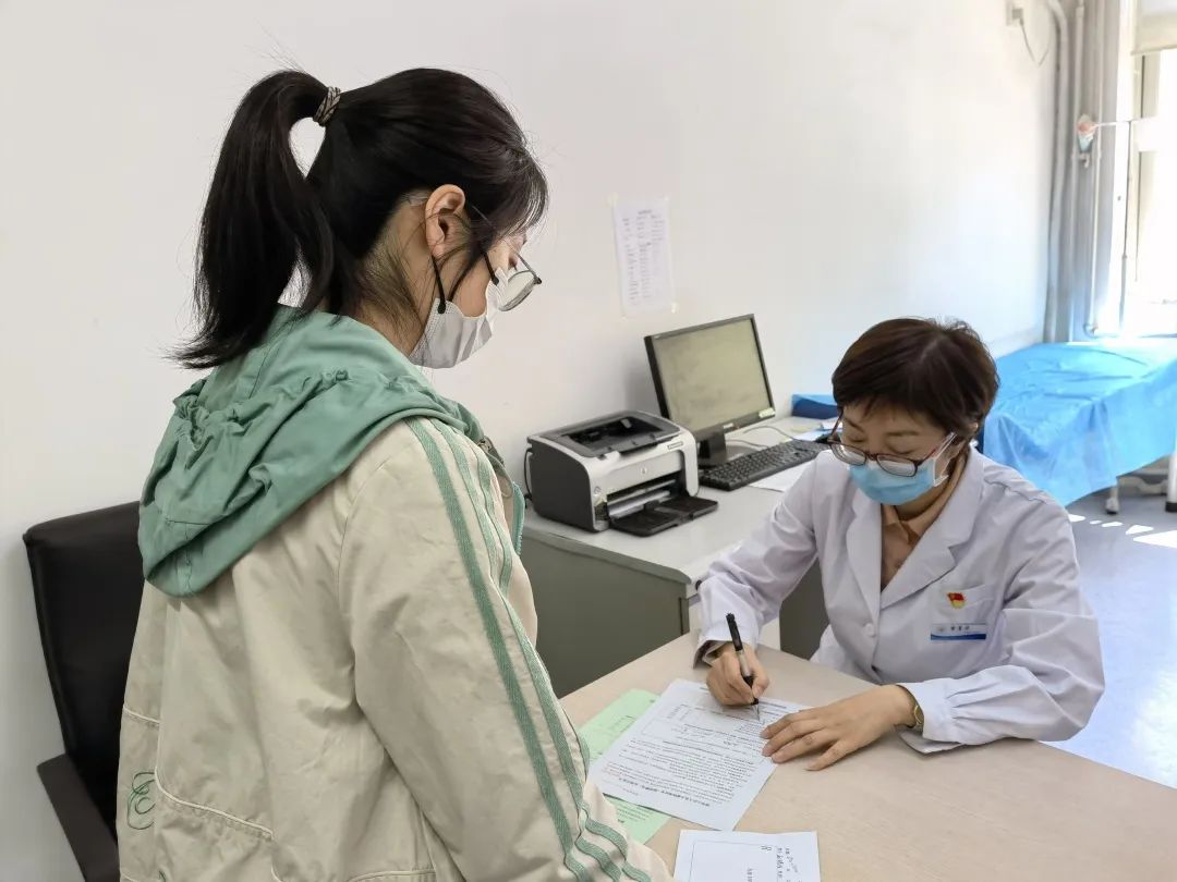 保健科顺利完成九价HPV第一针集中接
