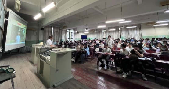 弘扬中华传统文化